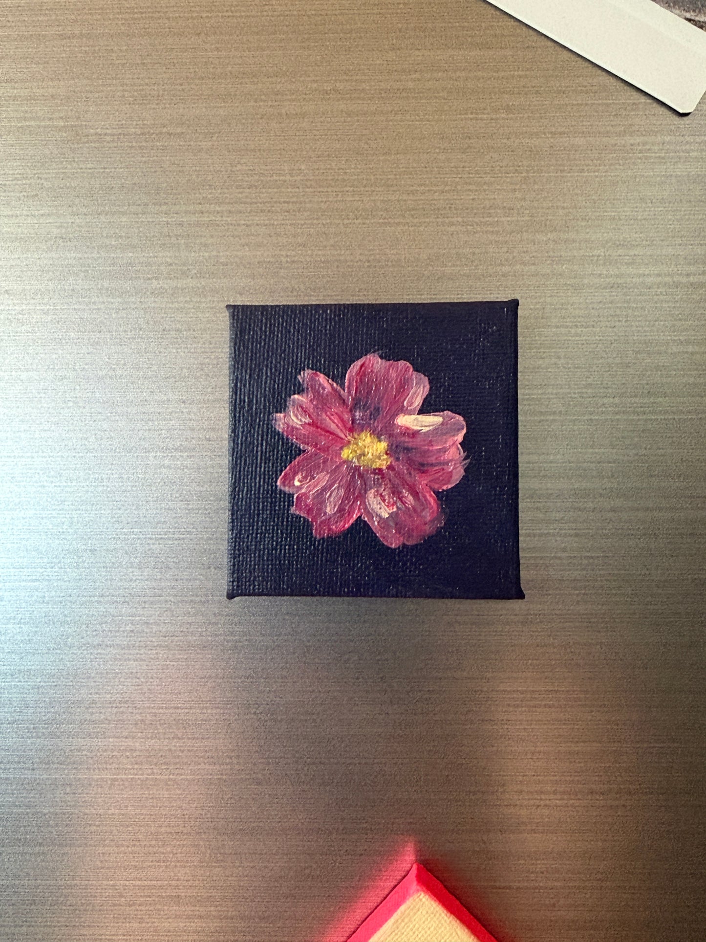 Handbemalte Mini‑Leinwand mit Blume – Magnet
